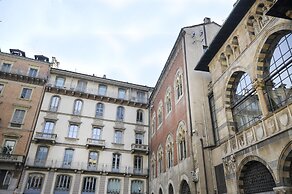 At Home Heart of Milan - Design Duomo Apartment