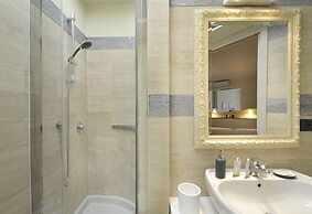 At Home Heart of Milan - Design Duomo Apartment