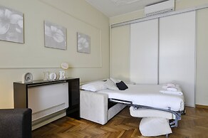 At Home Heart of Milan - Design Duomo Apartment