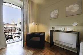 At Home Heart of Milan - Design Duomo Apartment