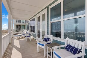 Magnificent Modern Beach House with Ocean View from All Rooms by RedAw