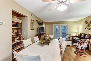 Amelia Landings Condo, Easy Access to the Pool and Short Walk to the B