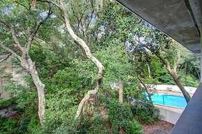 Amelia Landings Condo, Easy Access to the Pool and Short Walk to the B