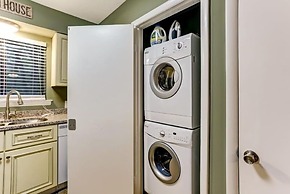 Amelia Landings Condo, Easy Access to the Pool and Short Walk to the B