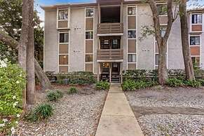 Amelia Landings Condo, Easy Access to the Pool and Short Walk to the B