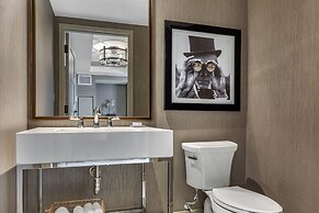 Omni Louisville Hotel