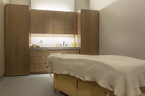 Omni Louisville Hotel