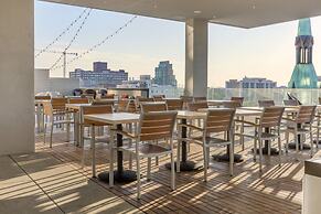 Omni Louisville Hotel