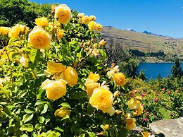 Breakfast at Tiffany's B&B