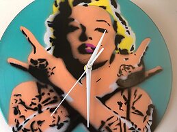 Breakfast at Tiffany's B&B