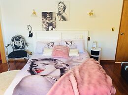 Breakfast at Tiffany's B&B