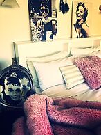 Breakfast at Tiffany's B&B