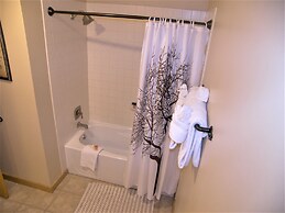 Dakota Lodge 2 Bed 2 Bath