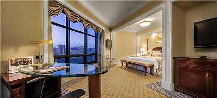 Kunming Green Lake Hotel