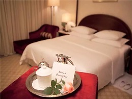 Kunming Green Lake Hotel