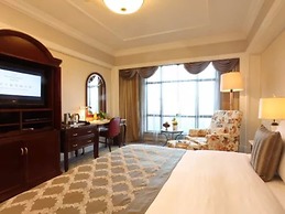 Kunming Green Lake Hotel