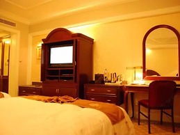 Kunming Green Lake Hotel