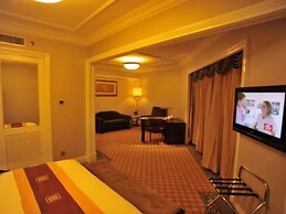 Kunming Green Lake Hotel