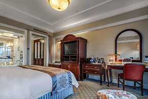 Kunming Green Lake Hotel