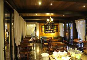 Rosvenil Hotel