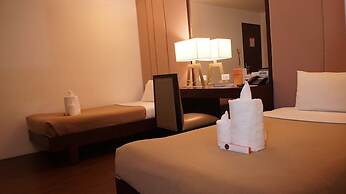 Tacloban Plaza Hotel