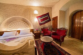 Safran Cave Hotel