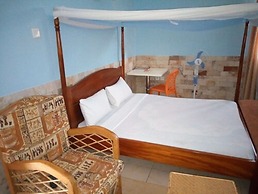 Kabalega Resort