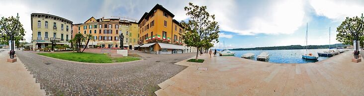 Zanardelli Luxury Apartment