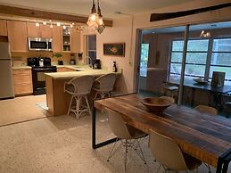 Beachside Charmer 2107