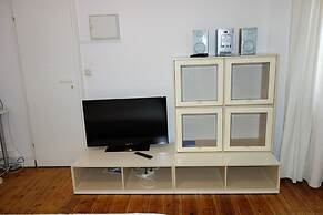 Tolstov-Hotels Media Harbour Apartment