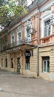 Venus Hotel