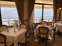 Village Hotel Lucia
