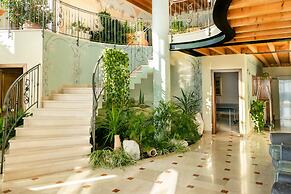 Village Hotel Lucia