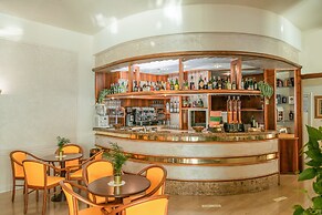Village Hotel Lucia