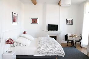 Aumes Sweet Home