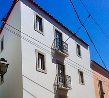 Almamater Lisbon Apartments