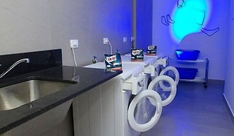 BA Hollywood Apartments