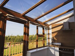 Hookless Holiday Homes