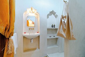Riad Asrari