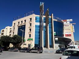 Cosy Apartment Tanit Center