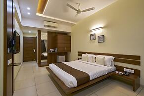 Hotel 3 Leaves Kolhapur