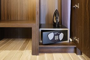 OUTRIGGER Waikiki Beachcomber Hotel