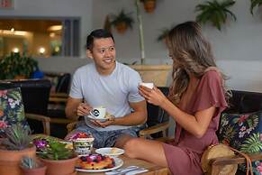 OUTRIGGER Waikiki Beachcomber Hotel