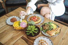 OUTRIGGER Waikiki Beachcomber Hotel