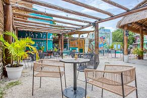 Nílu Cancun Downtown by Selina