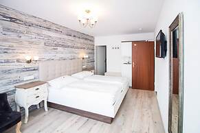 Hotel Diana