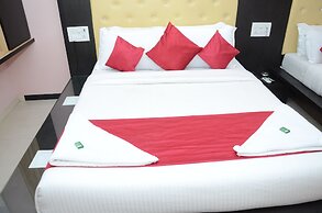 Hotel Sai Leela Grand