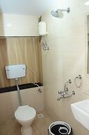 Hotel Sai Leela Grand