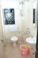 Hotel Sai Leela Grand