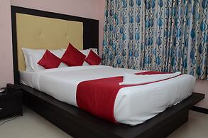 Hotel Sai Leela Grand